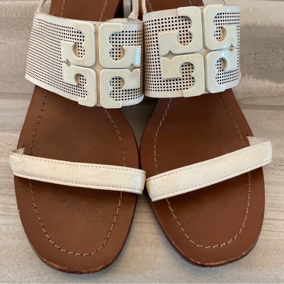 Tory Burch Lowell 2 Ivory Perforated Leather Logo Sandal 2" Heels Size 9.5 - Picture 3 of 15